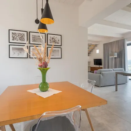 Сasa de vacaciones Lovely In With Kitchen Alviano