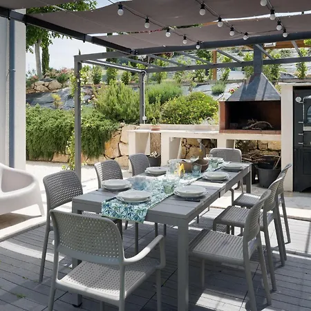 Lovely In With Kitchen