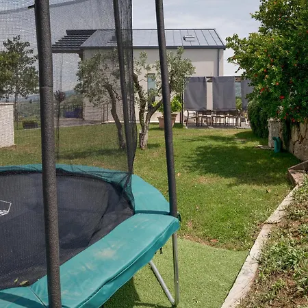 Lovely In With Kitchen